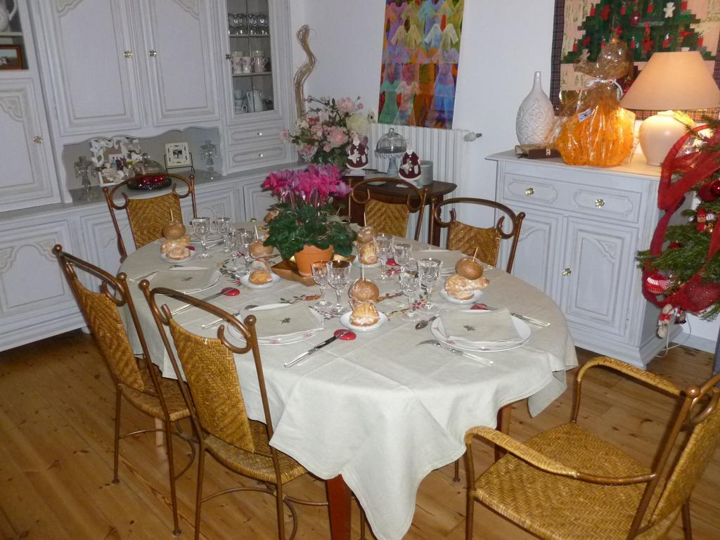 Chateau Bily B&B Hotel La Chèze المظهر الخارجي الصورة