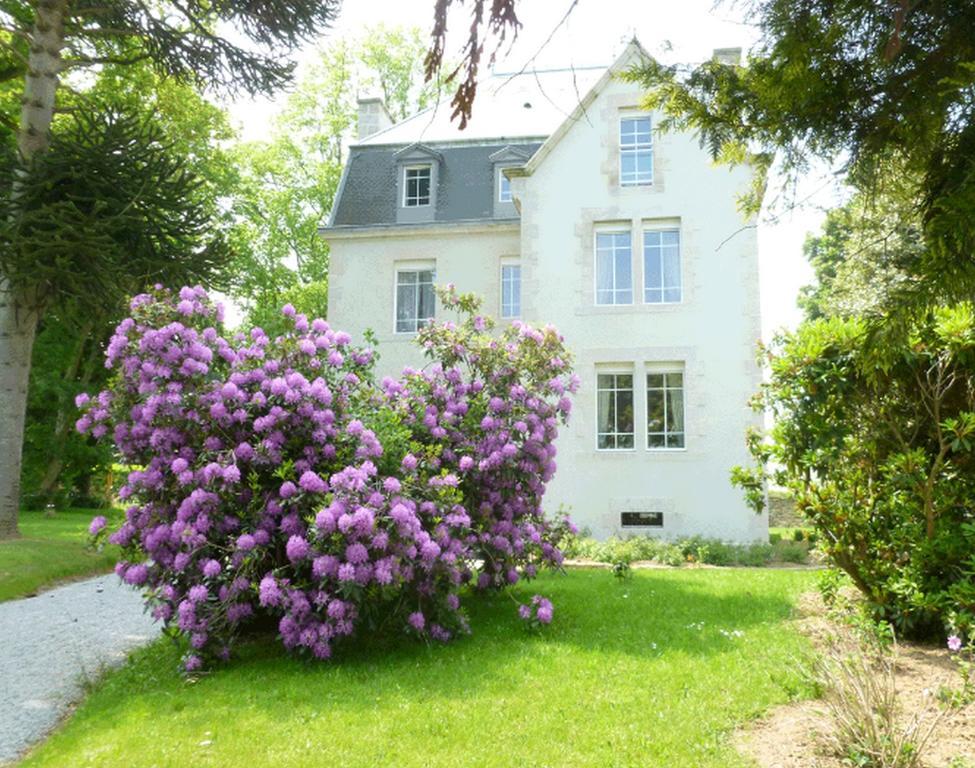 Chateau Bily B&B Hotel La Chèze المظهر الخارجي الصورة
