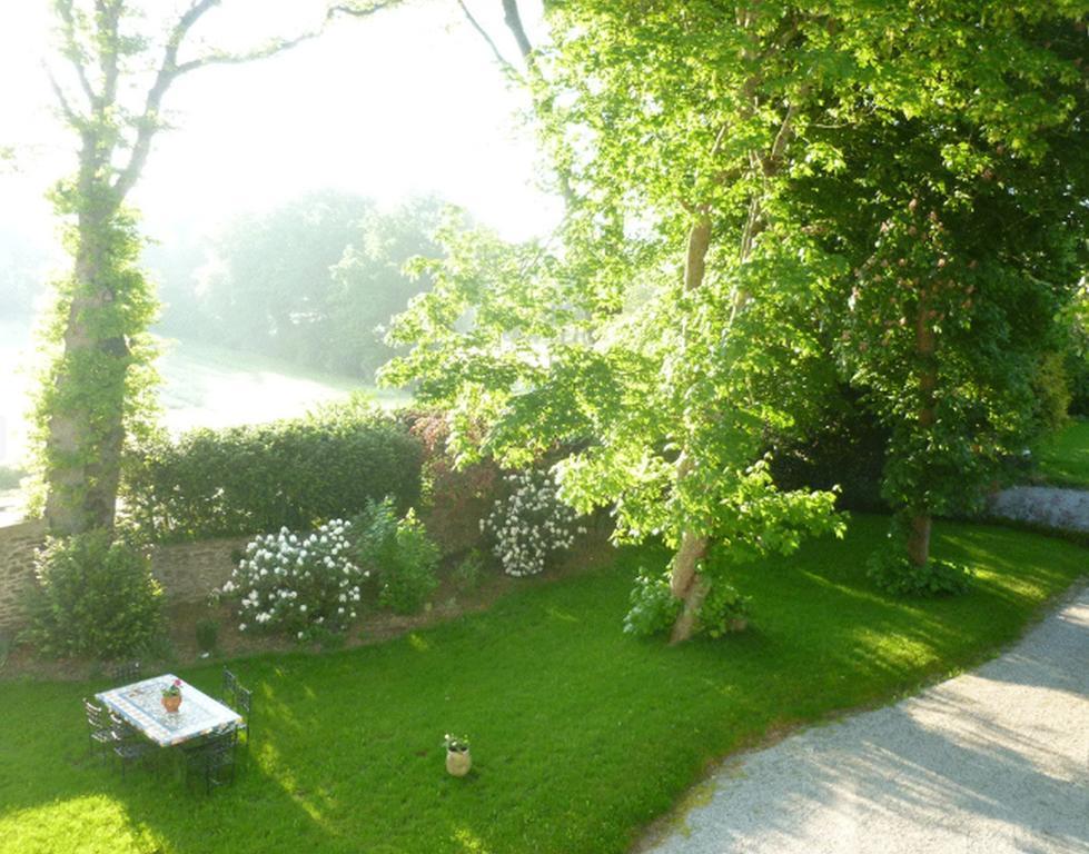 Chateau Bily B&B Hotel La Chèze المظهر الخارجي الصورة
