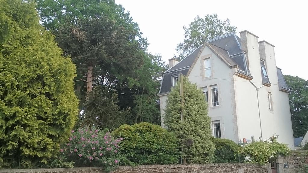 Chateau Bily B&B Hotel La Chèze المظهر الخارجي الصورة