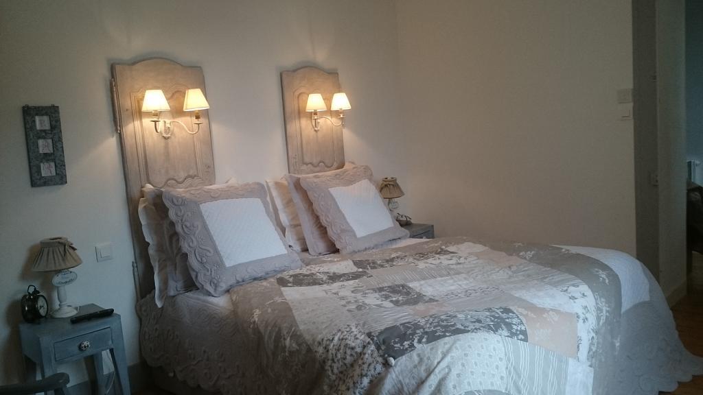 Chateau Bily B&B Hotel La Chèze المظهر الخارجي الصورة