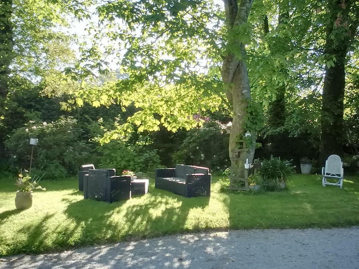 Chateau Bily B&B Hotel La Chèze المظهر الخارجي الصورة